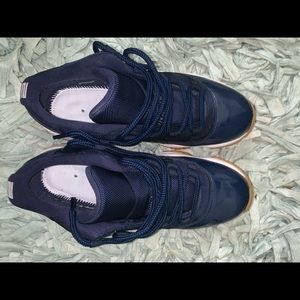 Jordan 11 navy lows